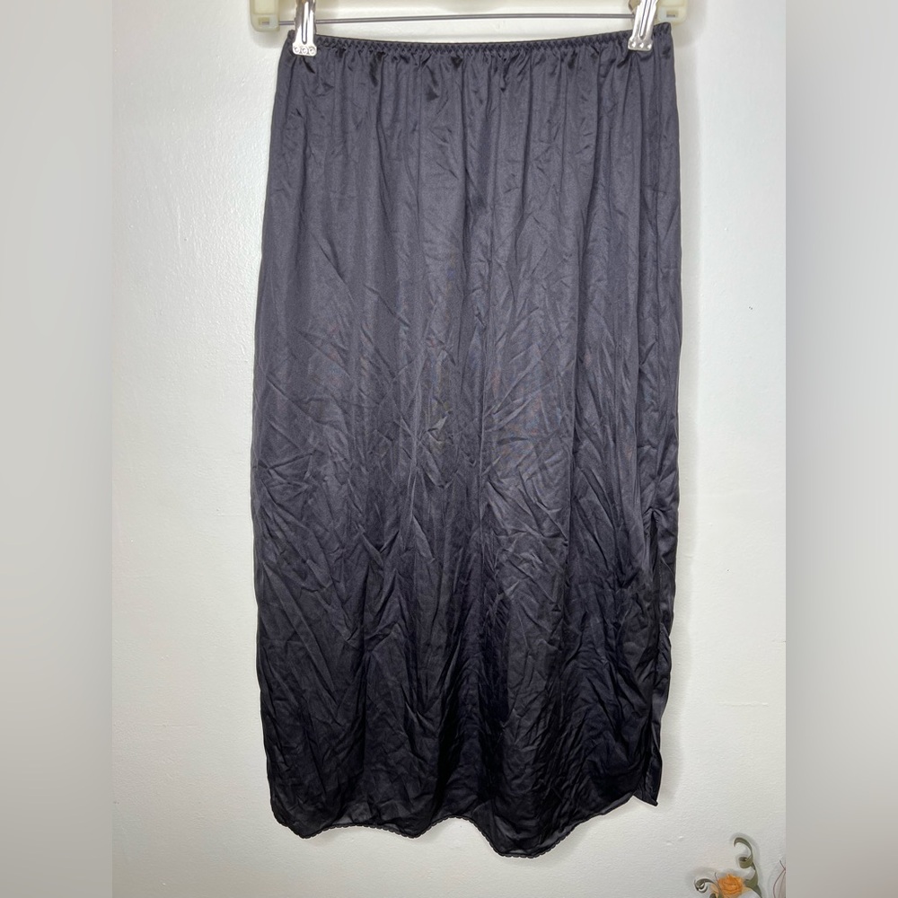 Vanity Fair Black Half Slip